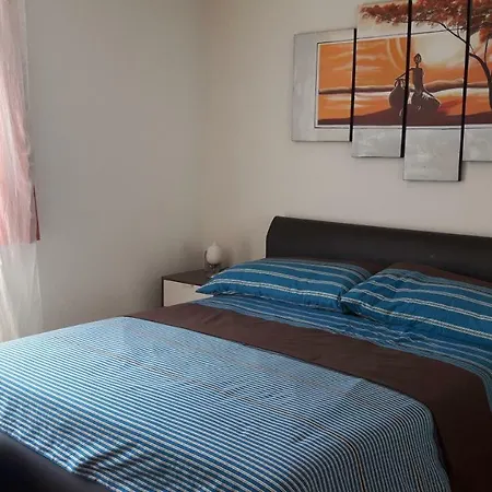 Apartman Kristal Πόρετς